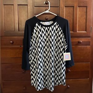 NWT LuLaRoe Randy 3/4 Sleeve Raglan Baseball Tee Tunic XL B&W Black & White